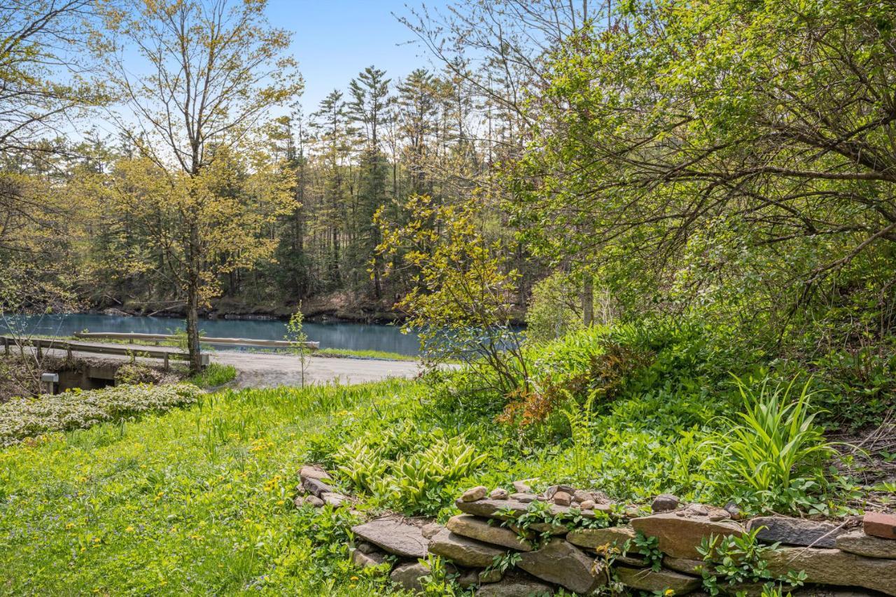 וודסטוק Riverside Cottage מראה חיצוני תמונה