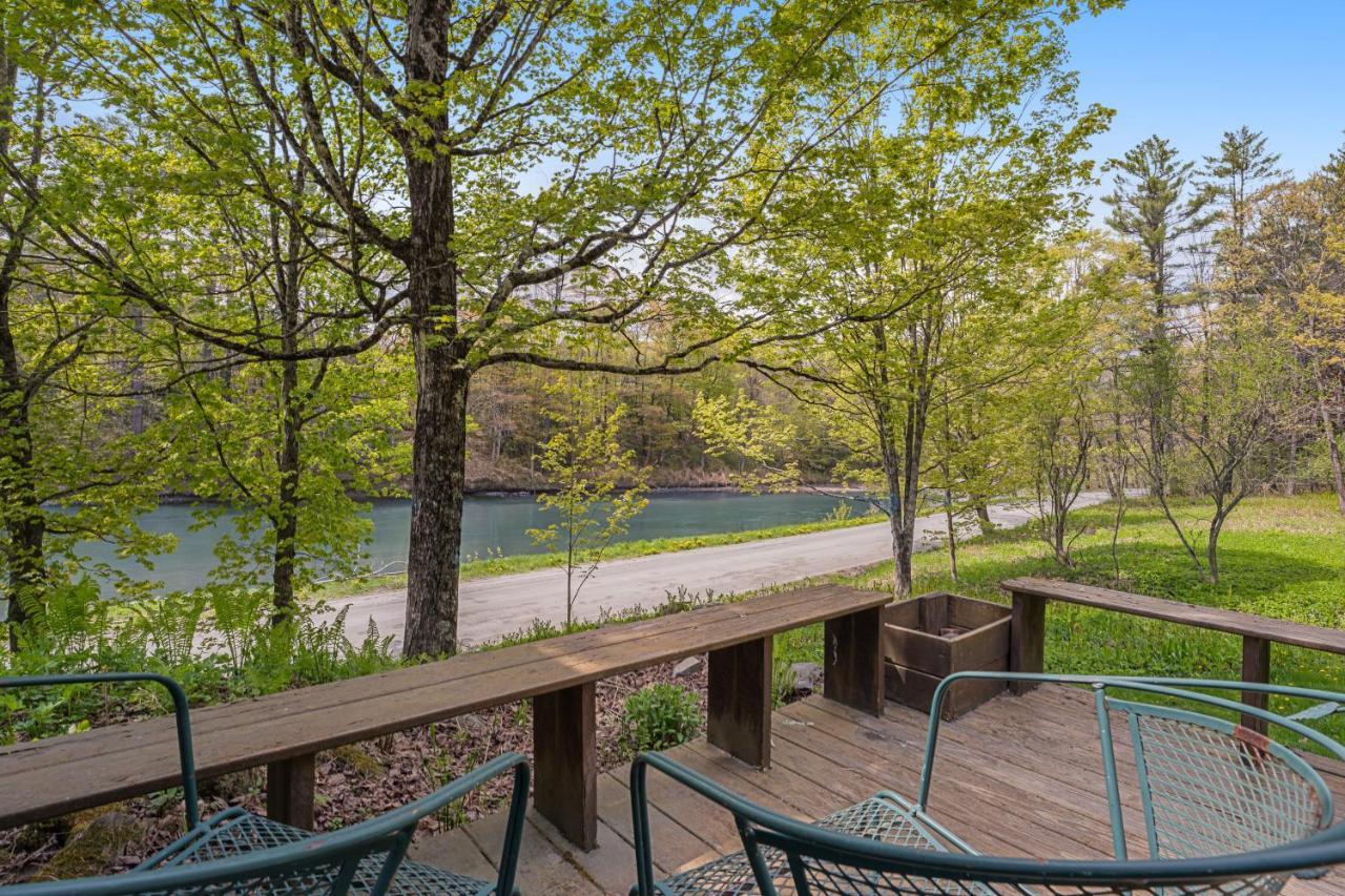 וודסטוק Riverside Cottage מראה חיצוני תמונה